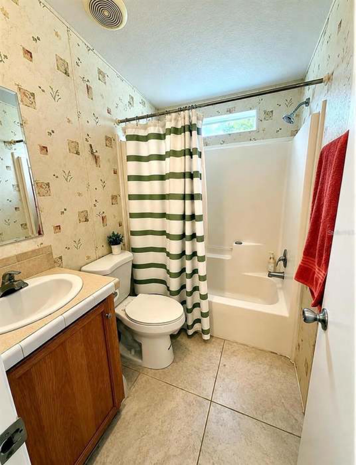 Baño de la casa en Ocala